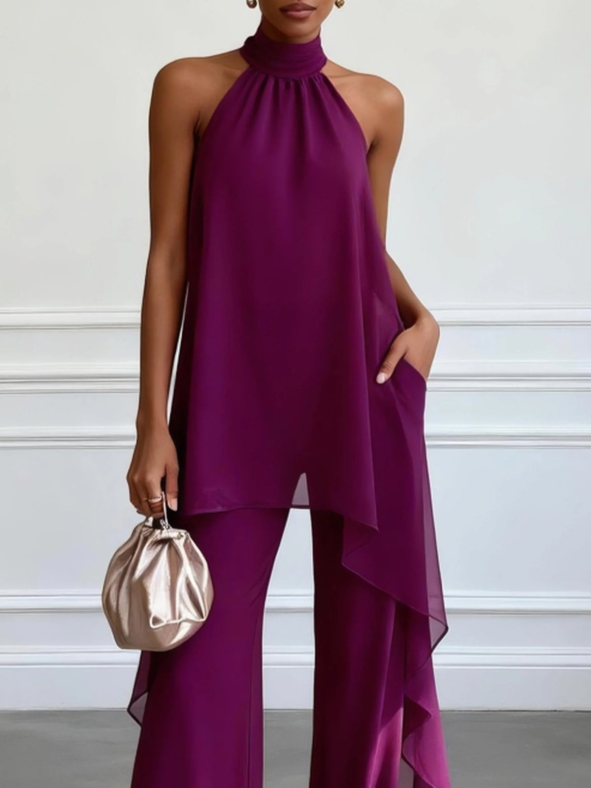 Conjunto Elegante Morado con Top Halter Sin mangas y Pantalones